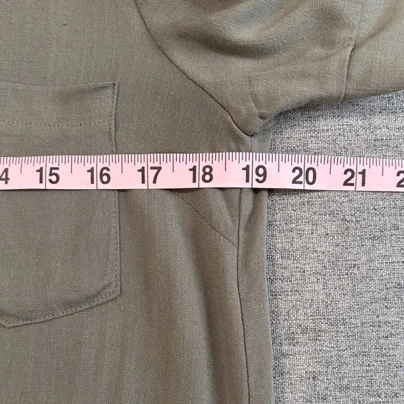 Lulu's Olive Oxford Comma Shirt Dress - Picture 9 of 10